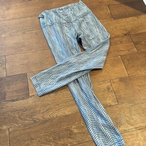 Lululemon leggings size 8